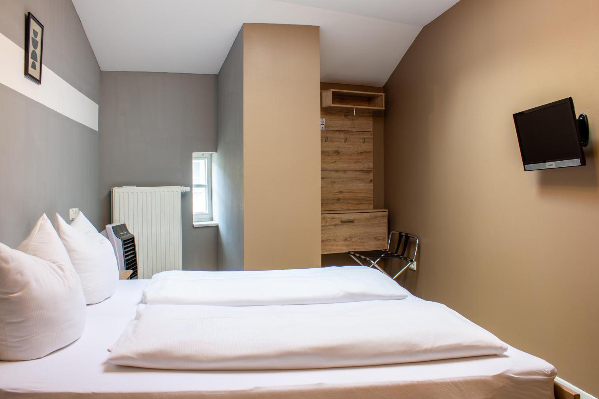 Hotel House Alpeneck 3*